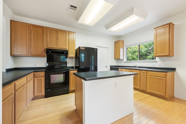 2117 Sage Canyon DR, Cedar Park, TX 78613