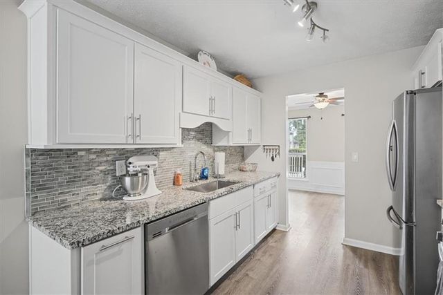 2707 Abbotts Glen Place NW, Acworth, GA 30101