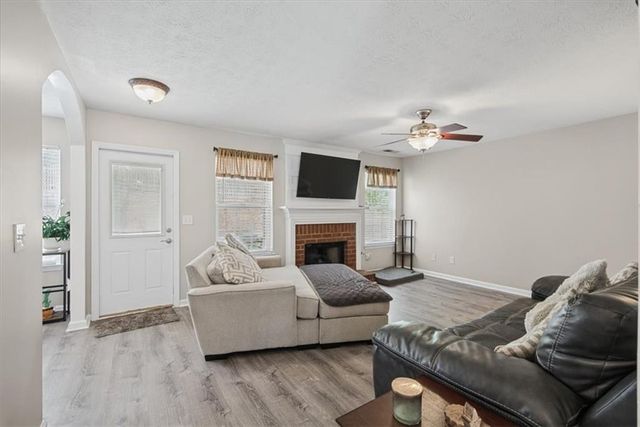 2707 Abbotts Glen Place NW, Acworth, GA 30101