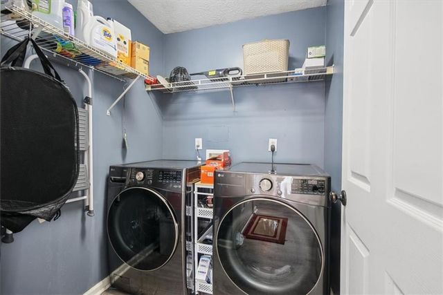 2707 Abbotts Glen Place NW, Acworth, GA 30101