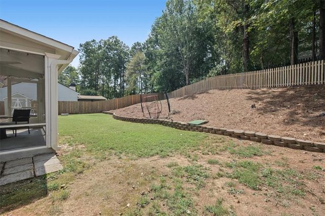 2707 Abbotts Glen Place NW, Acworth, GA 30101