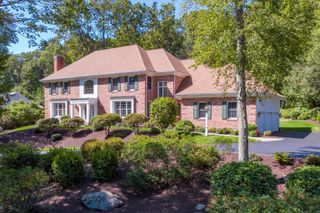 7 Hastings Turn, Avon, CT 06001