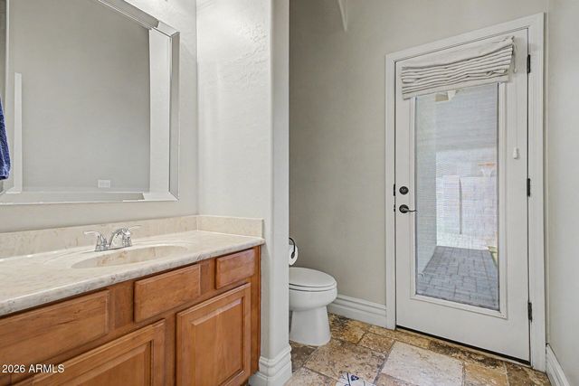 2950 E COMSTOCK Drive, Gilbert, AZ 85296