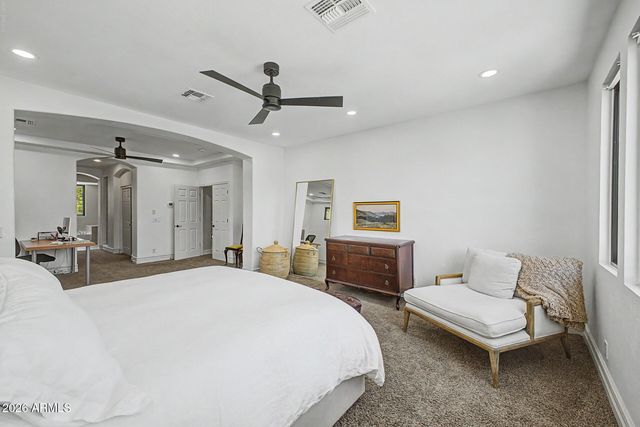 2950 E COMSTOCK Drive, Gilbert, AZ 85296
