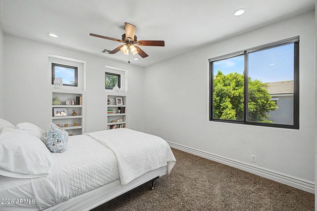 2950 E COMSTOCK Drive, Gilbert, AZ 85296