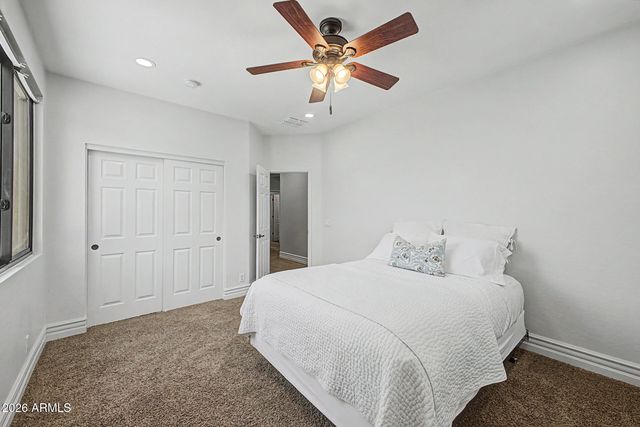 2950 E COMSTOCK Drive, Gilbert, AZ 85296