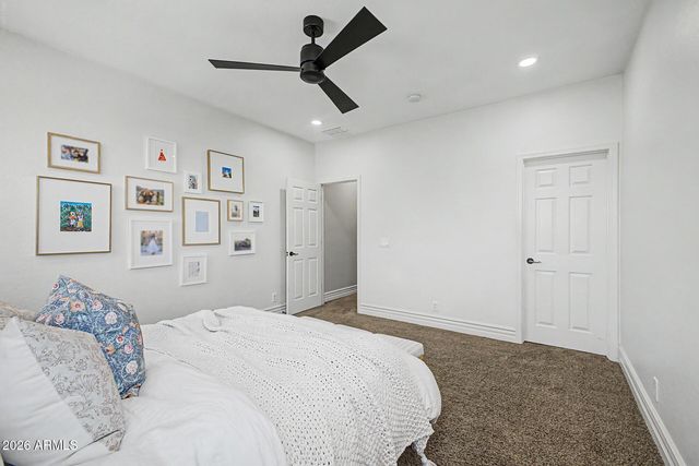 2950 E COMSTOCK Drive, Gilbert, AZ 85296
