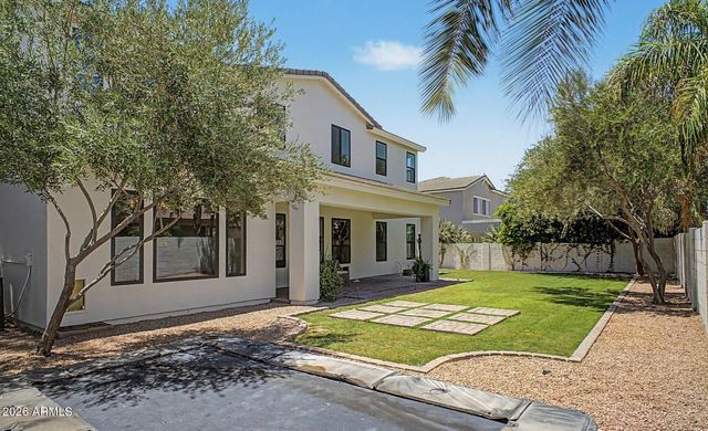 2950 E COMSTOCK Drive, Gilbert, AZ 85296