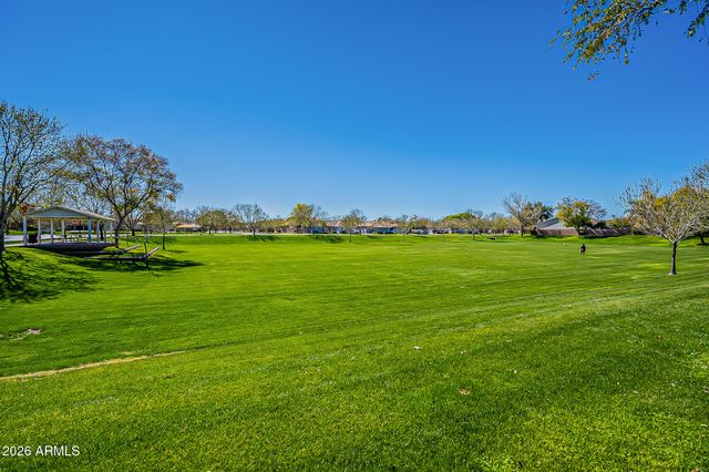 2950 E COMSTOCK Drive, Gilbert, AZ 85296