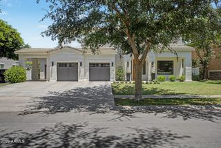 2950 E COMSTOCK Drive, Gilbert, AZ 85296