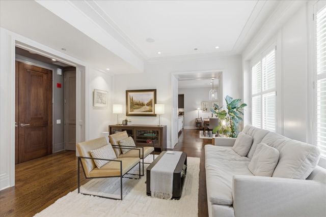 159 E Walton Place 12E, Chicago, IL 60611