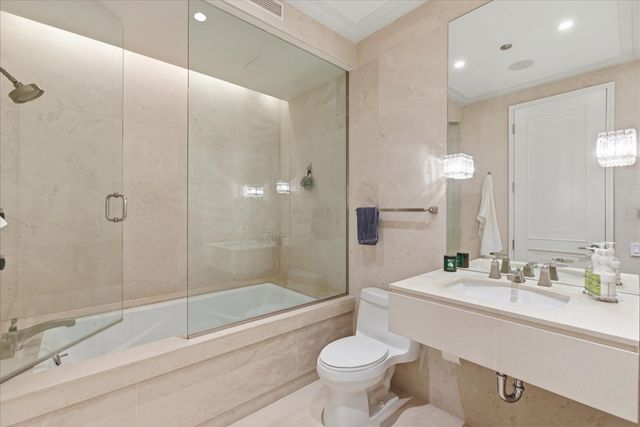 159 E Walton Place 12E, Chicago, IL 60611