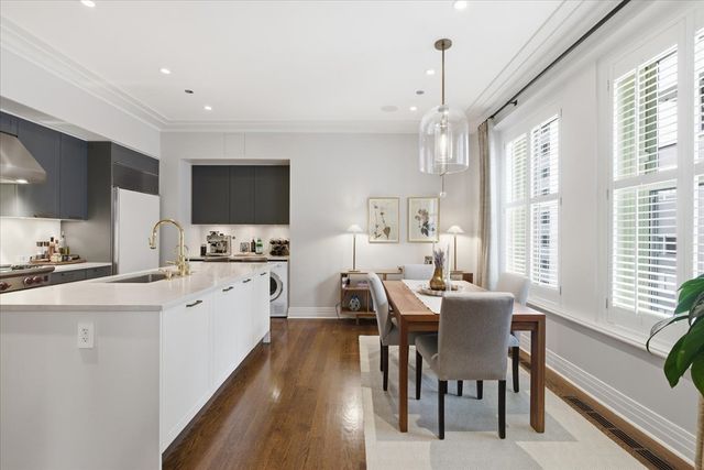 159 E Walton Place 12E, Chicago, IL 60611