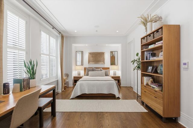 159 E Walton Place 12E, Chicago, IL 60611