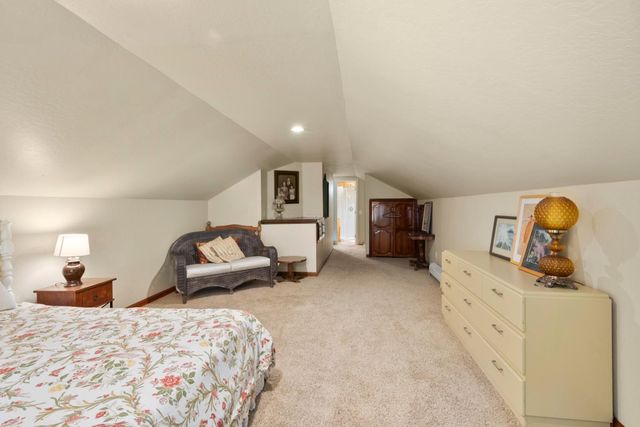 238 Cedar Dr, Hathaway Pines, CA 95233