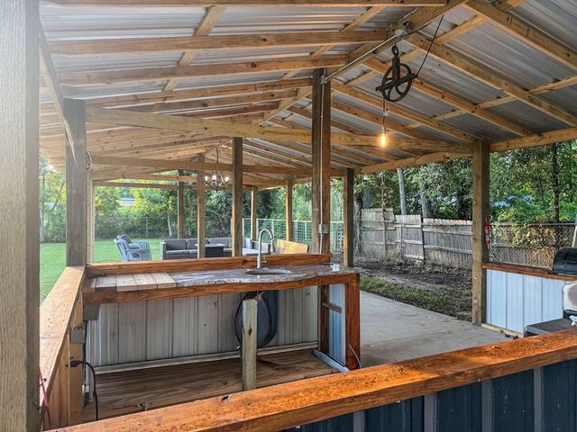 277 Lucy, Livingston, TX 77351