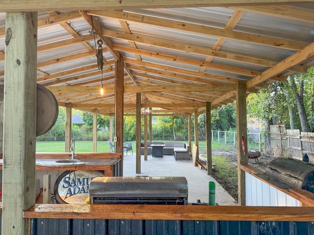 277 Lucy, Livingston, TX 77351