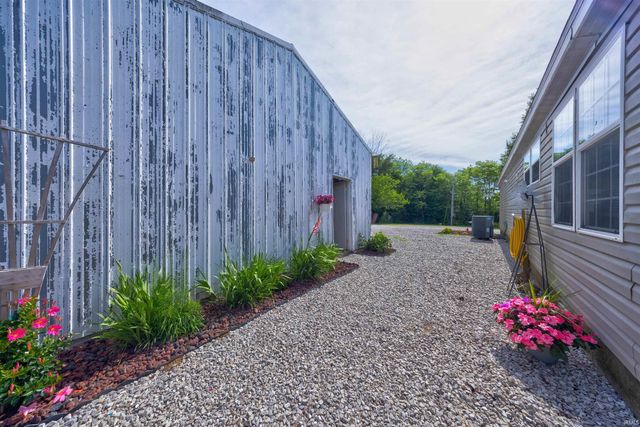 4984 E 200 N, Princeton, IN 47670