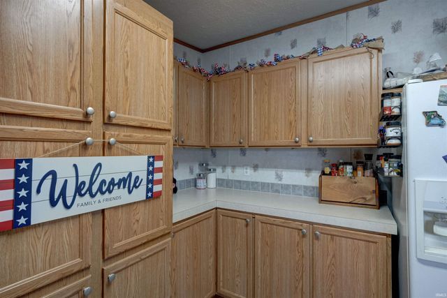 4984 E 200 N, Princeton, IN 47670