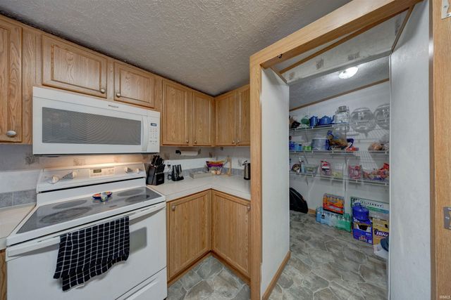 4984 E 200 N, Princeton, IN 47670