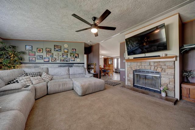 4984 E 200 N, Princeton, IN 47670