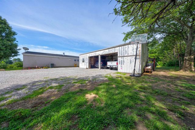 4984 E 200 N, Princeton, IN 47670