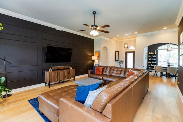 6604 Inverness Drive, Rogers, AR 72758
