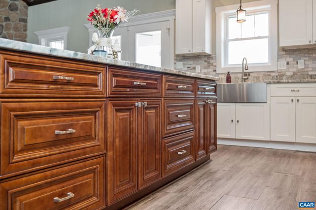 89 HULL HILLS LN, Staunton, VA 24401