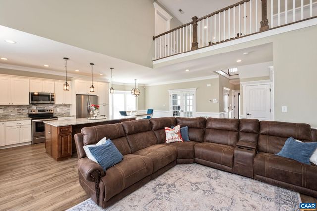 89 HULL HILLS LN, Staunton, VA 24401