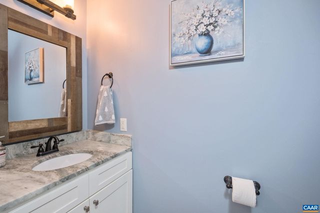 89 HULL HILLS LN, Staunton, VA 24401