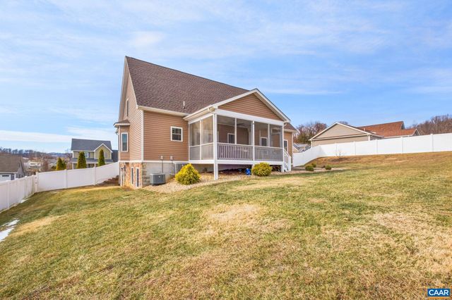 89 HULL HILLS LN, Staunton, VA 24401