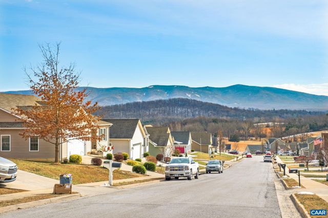 89 HULL HILLS LN, Staunton, VA 24401