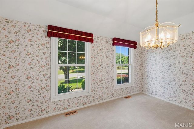 446 Woodstream Drive, St Charles, MO 63304