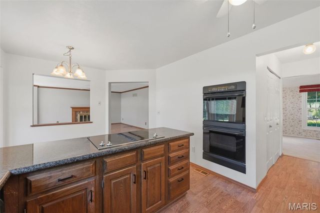 446 Woodstream Drive, St Charles, MO 63304