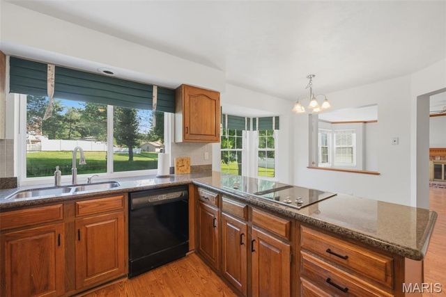 446 Woodstream Drive, St Charles, MO 63304
