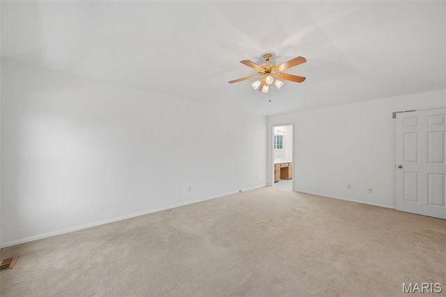 446 Woodstream Drive, St Charles, MO 63304