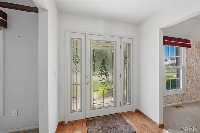446 Woodstream Drive, St Charles, MO 63304