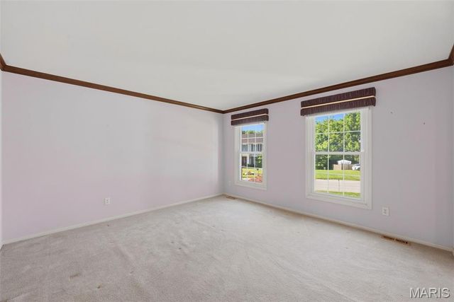 446 Woodstream Drive, St Charles, MO 63304