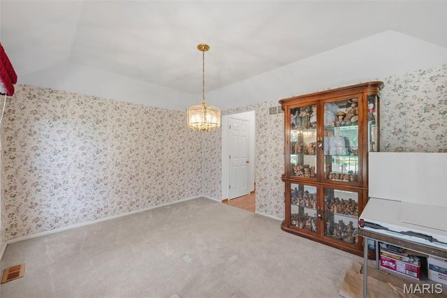 446 Woodstream Drive, St Charles, MO 63304