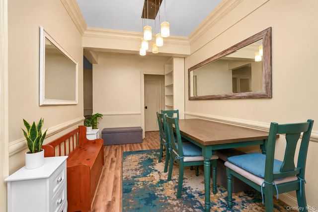67-76 Booth Street 2i, Forest Hills, NY 11375