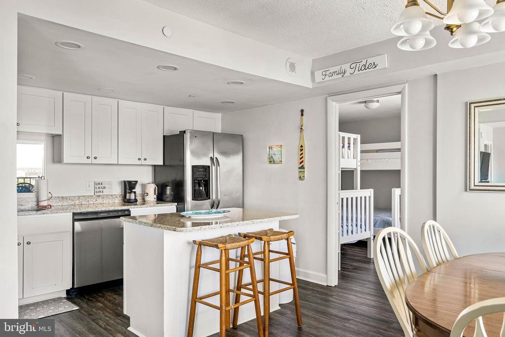 Image 13 of property listing at 9400 COASTAL HWY #1001, Ocean City, MD 21842