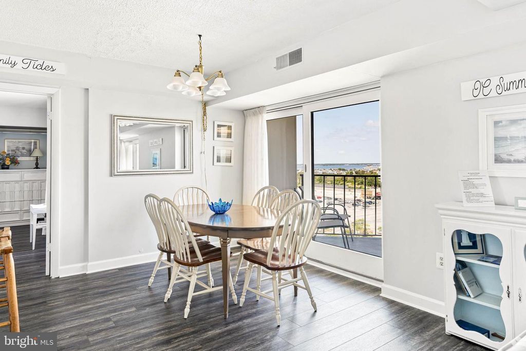 Image 14 of property listing at 9400 COASTAL HWY #1001, Ocean City, MD 21842
