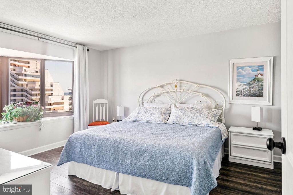 Image 17 of property listing at 9400 COASTAL HWY #1001, Ocean City, MD 21842