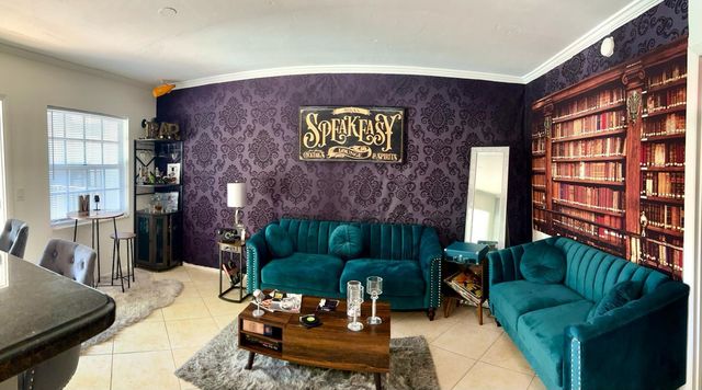 1407 NE 56th Street 207, Fort Lauderdale, FL 33334