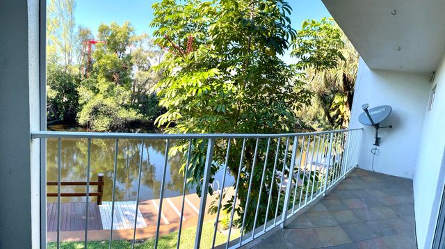 1407 NE 56th Street 207, Fort Lauderdale, FL 33334