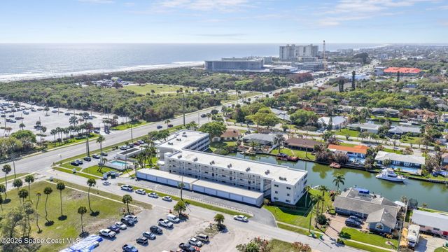 1595 N Atlantic Avenue 110, Cocoa Beach, FL 32931