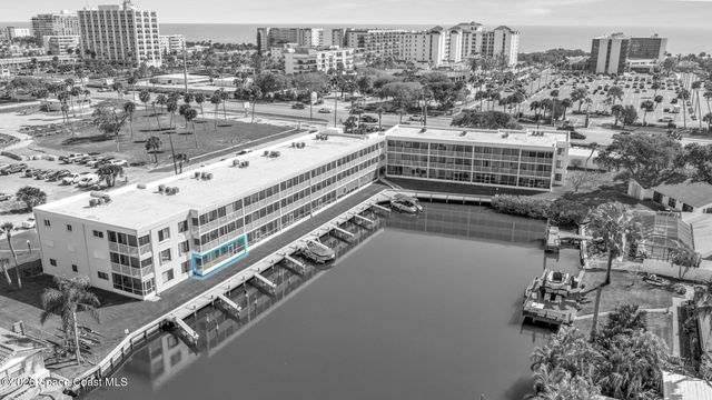 1595 N Atlantic Avenue 110, Cocoa Beach, FL 32931