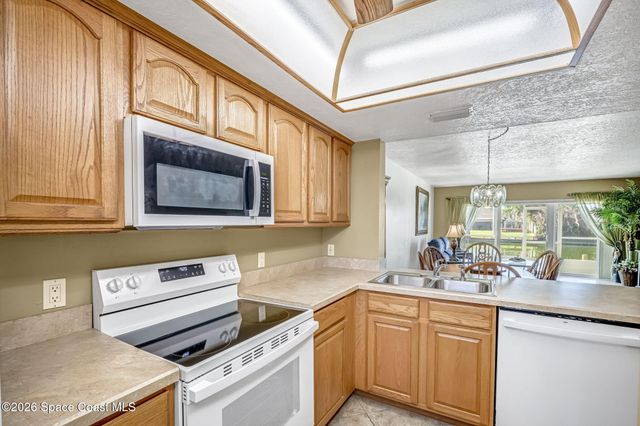 1595 N Atlantic Avenue 110, Cocoa Beach, FL 32931