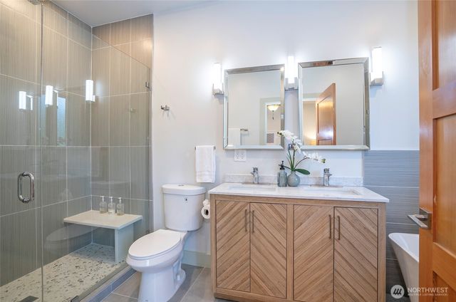 240 E Susan Lane, Union, WA 98592