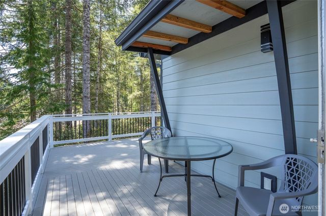 240 E Susan Lane, Union, WA 98592